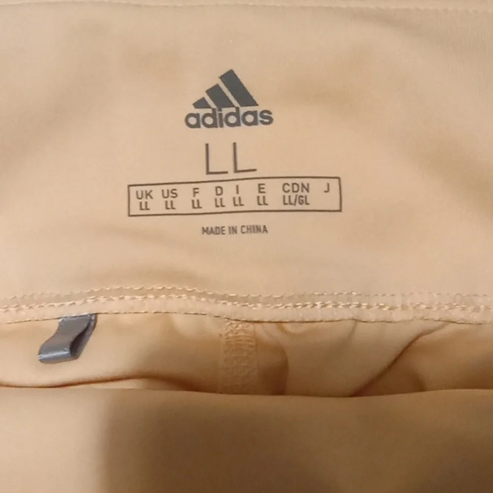 Skirt - Picture 2 of 3